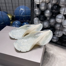 Balenciaga Slippers